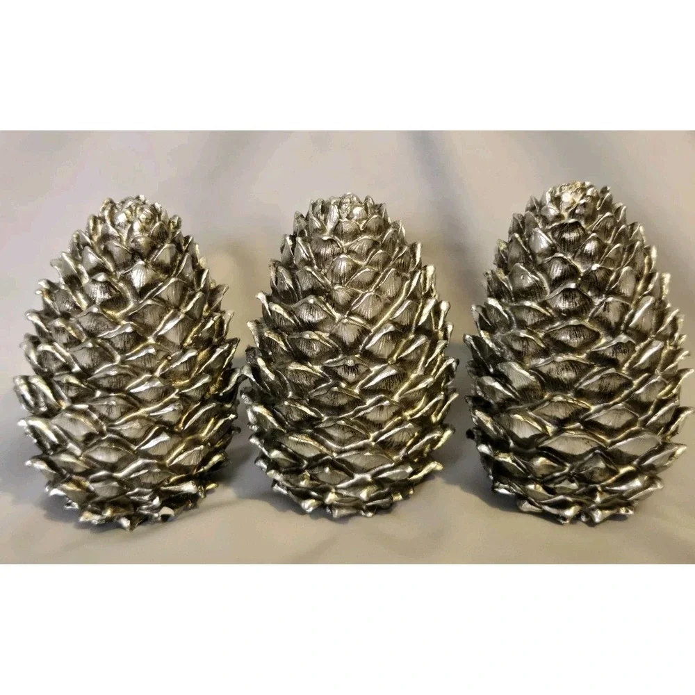 Set of 3 Silver Pine Cone Figurines 6